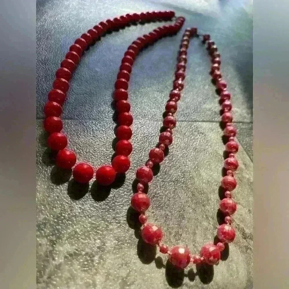 💚 Vintage/Old Costume Jewelry Both Necklaces Come Together - Picture 2 of 3